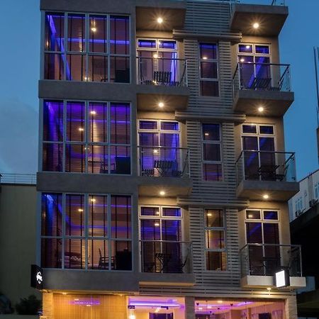 Eleven Trees Maldives Hotel Hulhumale Exterior foto