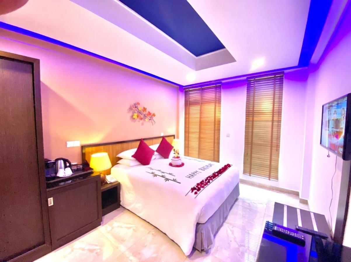 Eleven Trees Maldives Hotel Hulhumale Exterior foto