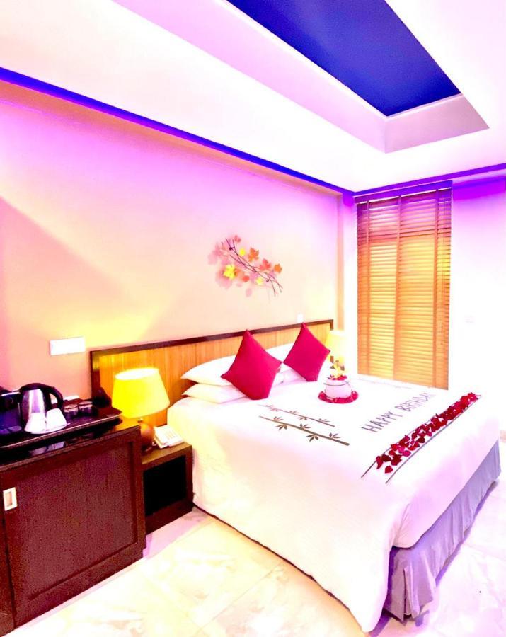 Eleven Trees Maldives Hotel Hulhumale Exterior foto