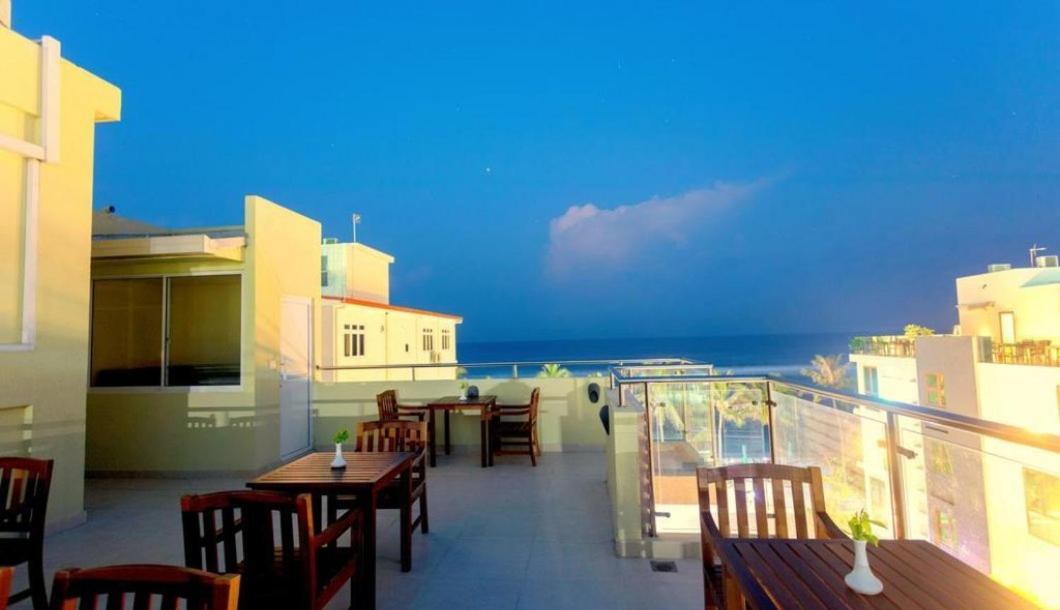 Eleven Trees Maldives Hotel Hulhumale Exterior foto