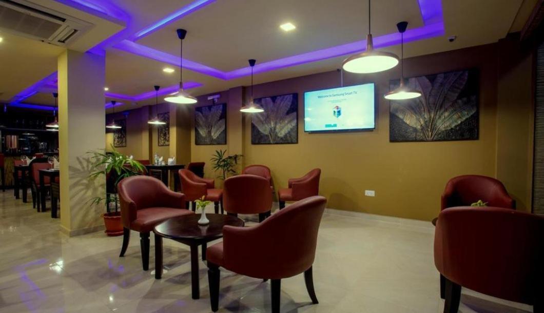 Eleven Trees Maldives Hotel Hulhumale Exterior foto