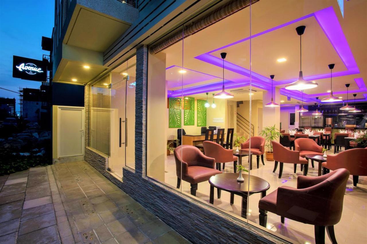 Eleven Trees Maldives Hotel Hulhumale Exterior foto